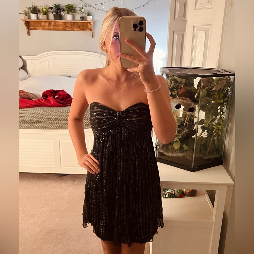 Mini Strapless black and gold express dress